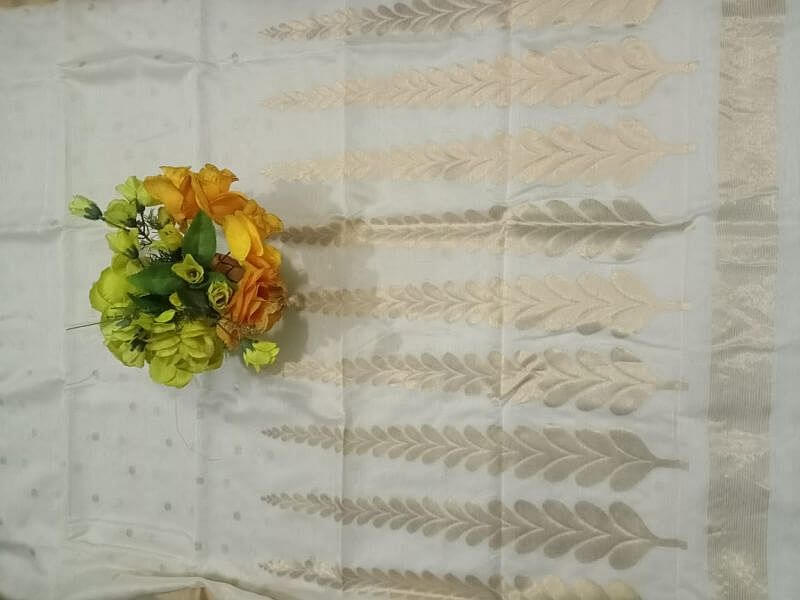 Masrise Cotton Silk Zari Work Saree