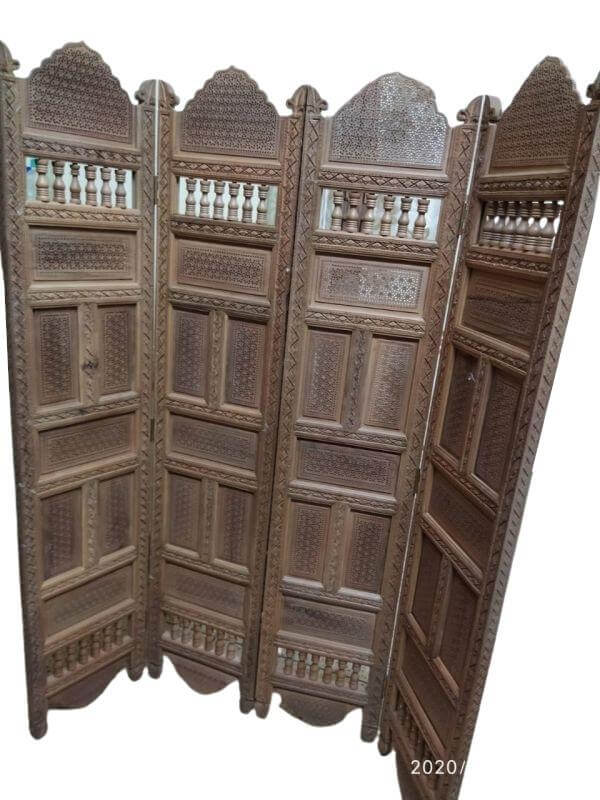 Loquat Wood Partition with Jali Carving (6 feet x 6 feet)